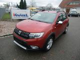 Dacia Sandero II Stepway Celebration/Navi/Automatik - Dacia Sandero: Rot