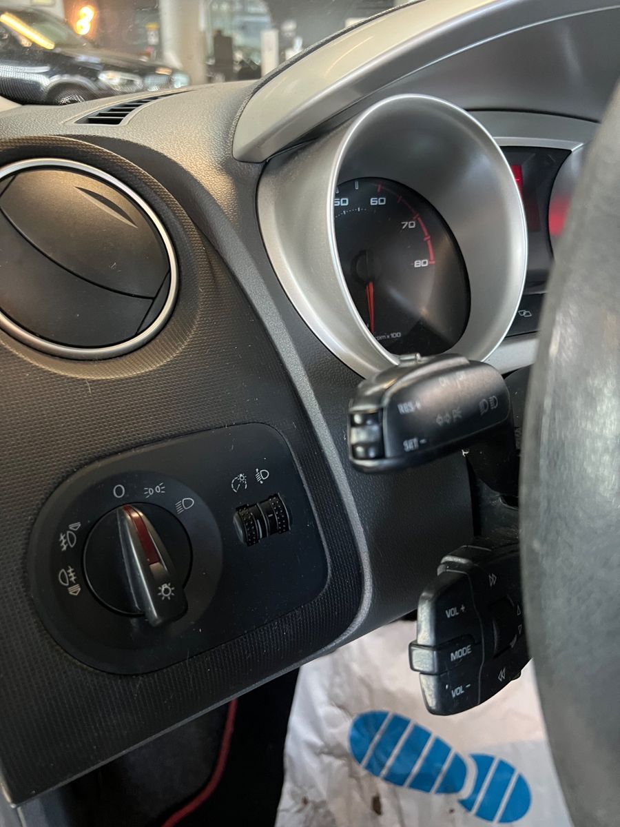 Fahrzeugabbildung SEAT Ibiza SC 1.4 Stylance / Style