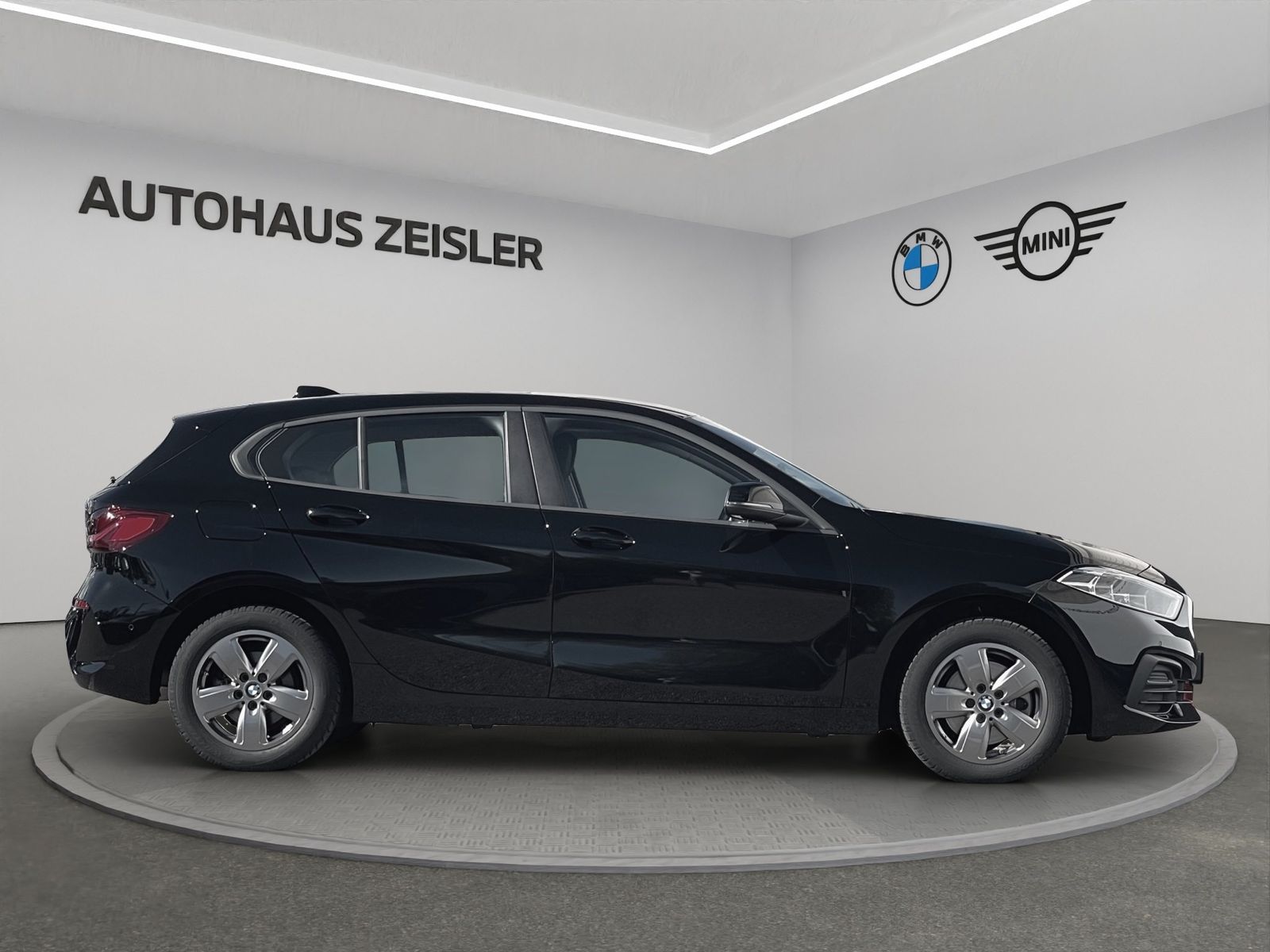 BMW 118i Automatik Navi Sitzheizung LED DAB foto 3
