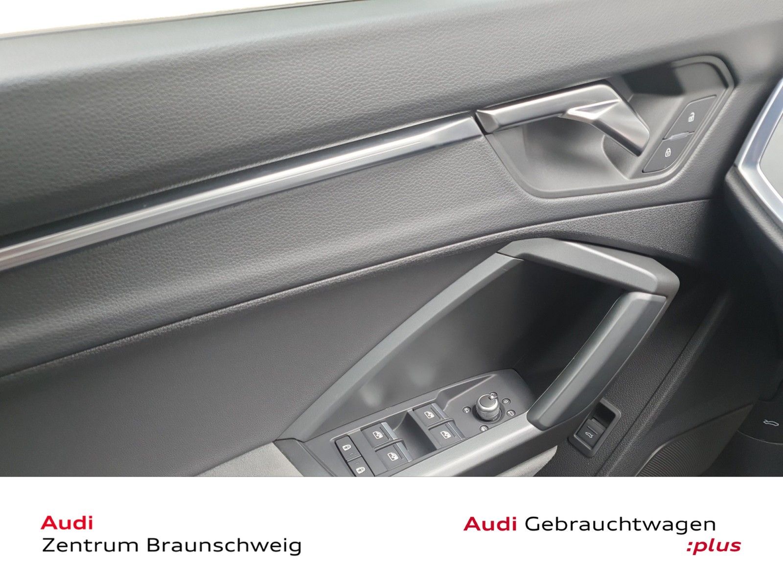 Audi Q3 Sportback S line 2.0 TFSI quattro S tronic foto 12
