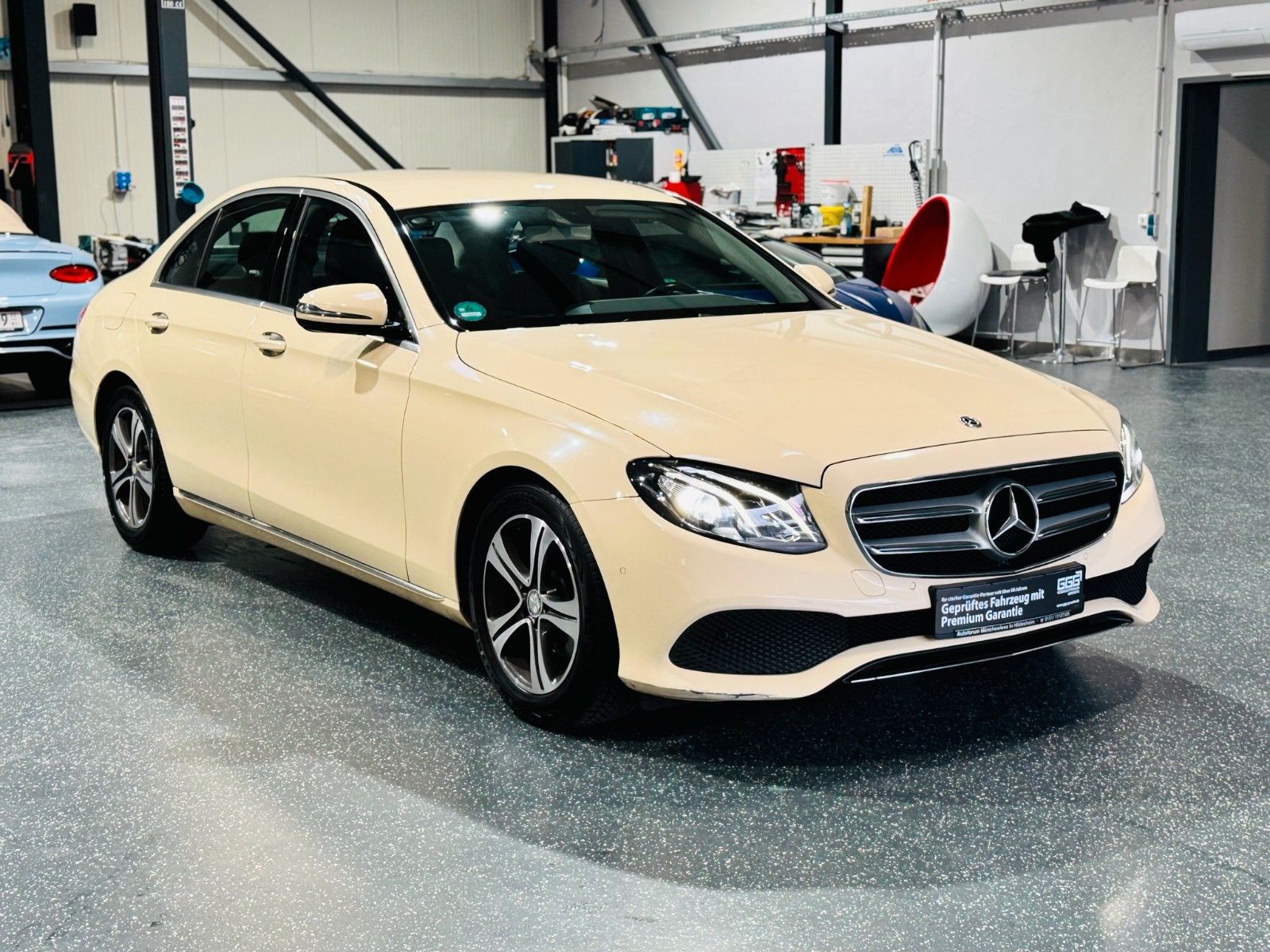 MERCEDES-BENZ E 200 d Avantgarde *TAXI*NAVI*KAMERA*LED*LEDER*
