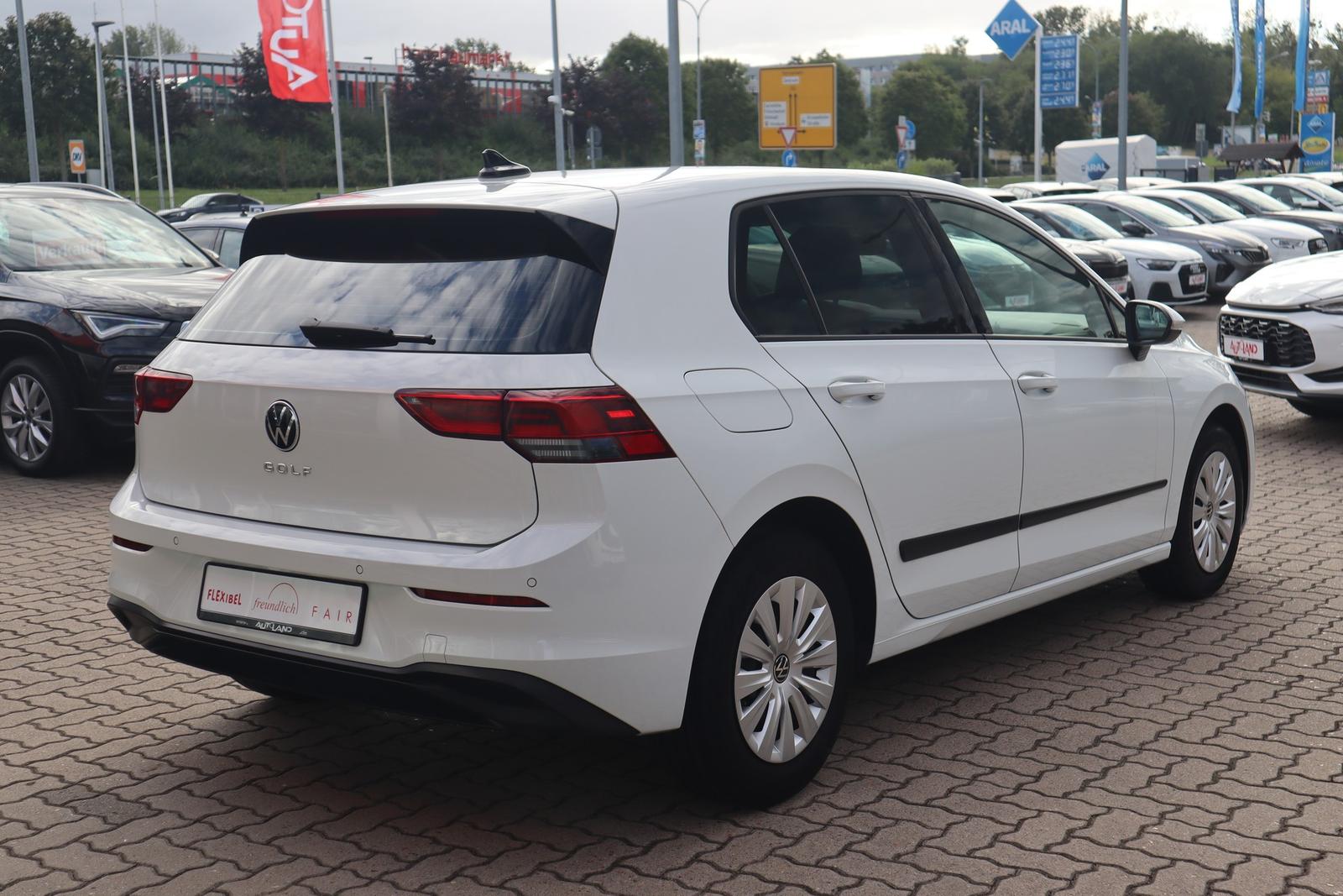 Volkswagen Golf VIII 1.0 Life LED App-Connect Spurhalte, миниатюра 5