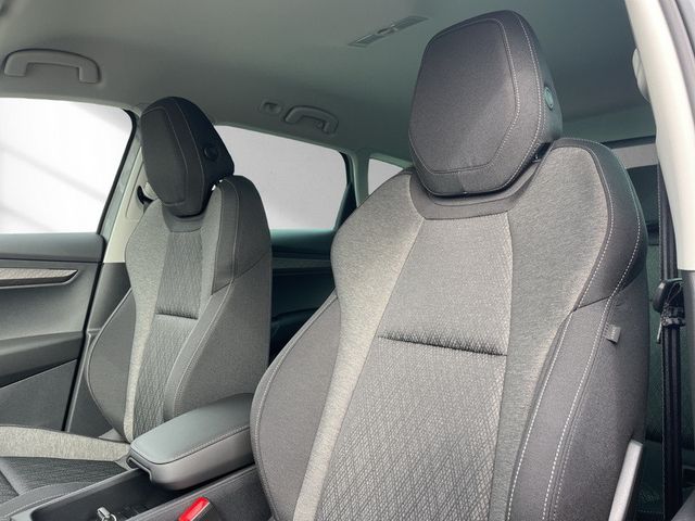 Skoda Karoq 1.5 TSI Tour*AHZV*SHZ*MATRIX*CAM*4xPDC*