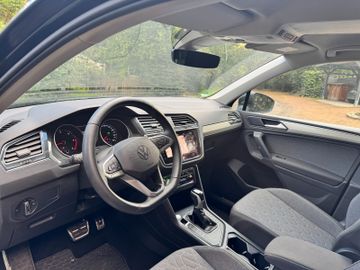 Volkswagen Tiguan - 10