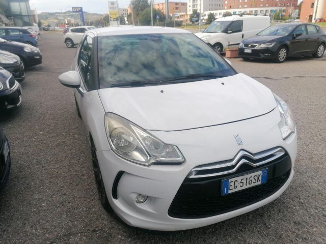 DS Automobiles DS AUTOMOBILES DS 3 1.4 VTi 95 CMP-5 Chic