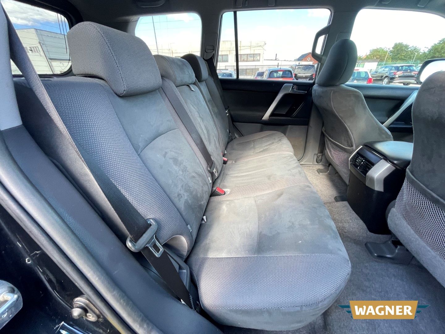 Fahrzeugabbildung Toyota Land Cruiser Life 3.0 D-4D Automatik Sitzheizung