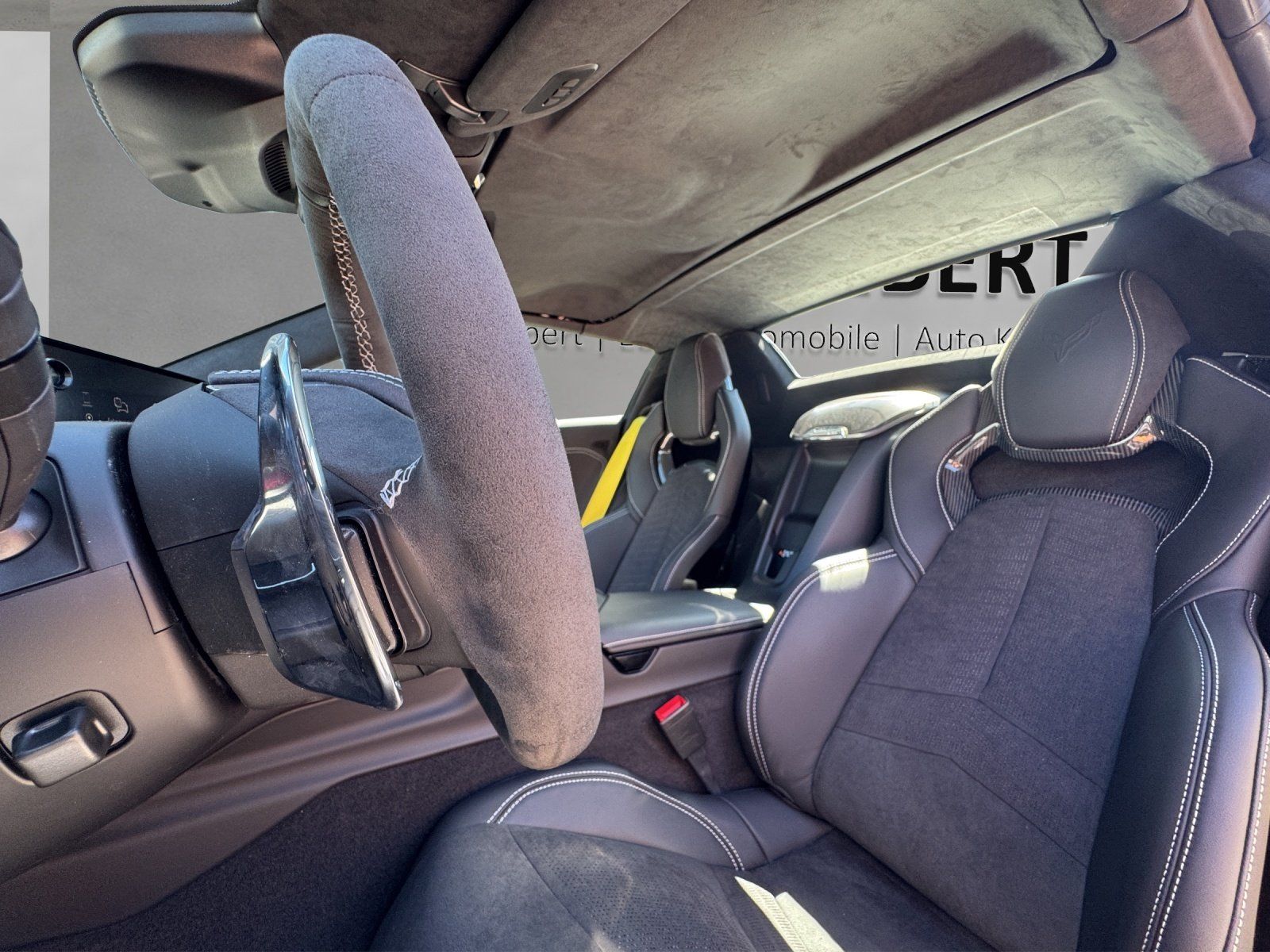 Fahrzeugabbildung Corvette C8 Cabrio 3LT MY2026 MAGNETIC/LIFT/BLADE SILVER