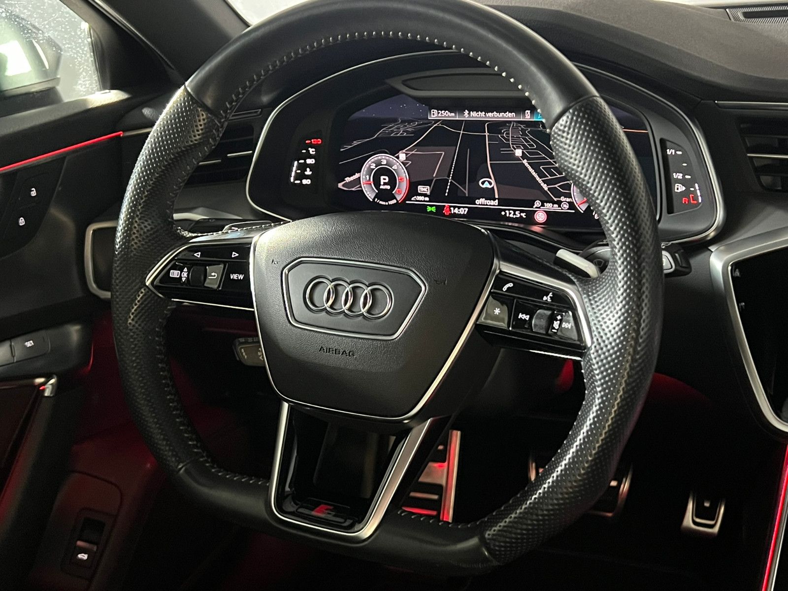 Fahrzeugabbildung Audi A6 50 TDI Quattro S-Line Sport/ACC/PANO/HdMATRIX