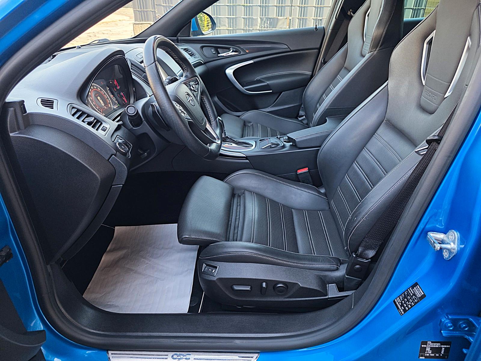 Opel Insignia OPC 4x4 UNLIMITET TOP AUSSTATTUNG