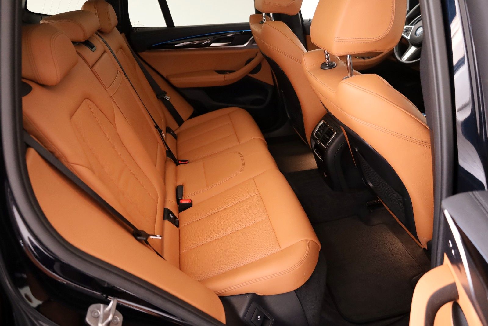 Fahrzeugabbildung BMW iX3 Inspiring/M Sport Leder,Navi,LED,Panor.,ACC