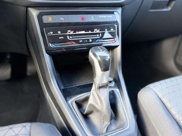 Volkswagen T-Cross - 12