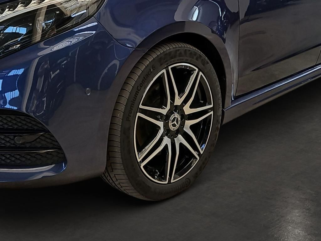 Fahrzeugabbildung Mercedes-Benz V 300 EAV extralang AMG 7 Sitze 2,5t AHK Belüftg