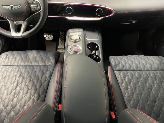 GV70 Luxury 2.5 T-GDI 4WD PANO NAVI LED