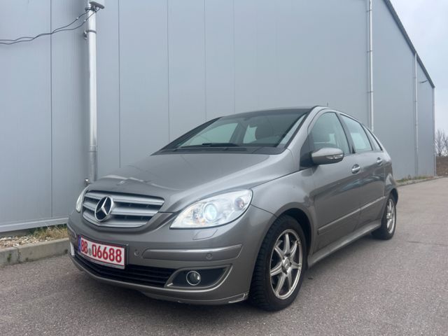 Mercedes-Benz B 200 CDI *BI-XENON*NAVI*AUTOMATIK