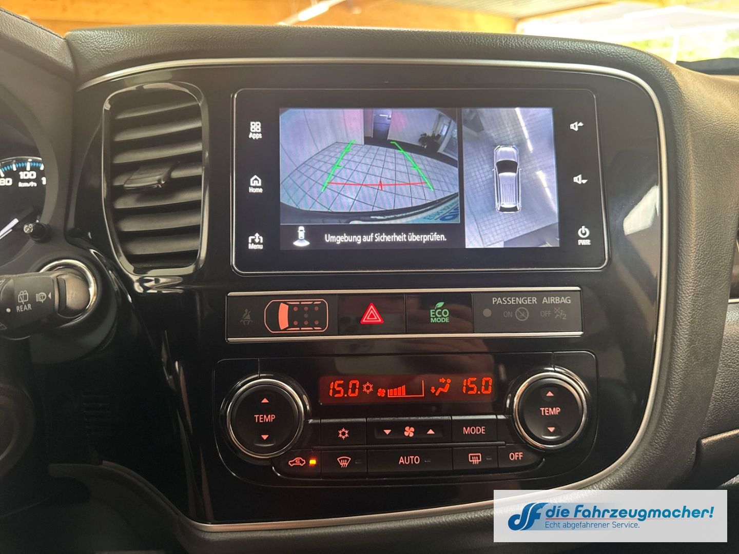 Fahrzeugabbildung Mitsubishi Outlander PHEV Plus 4WD StandHZG LED ACC El. Hec