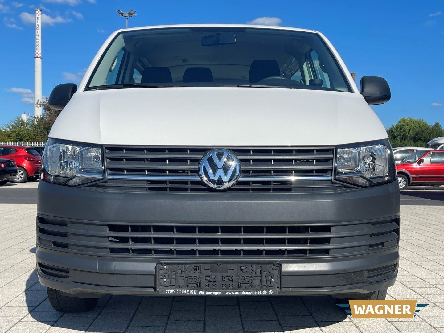 Fahrzeugabbildung Volkswagen T6 Caravelle Kombi EcoProfi 2.0 TDI 9 Sitzer
