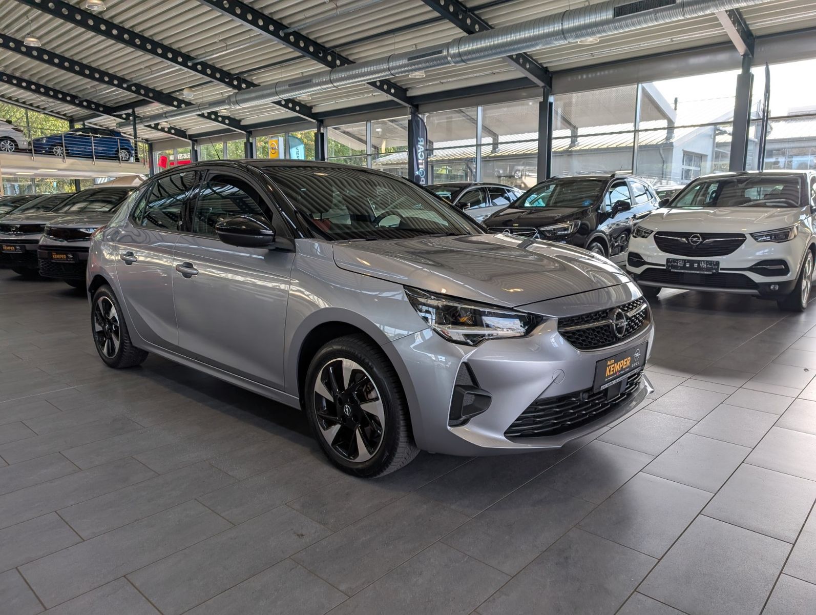 Opel Corsa SHZ Android Apple DAB Tempomat 7,4 kWh OPC