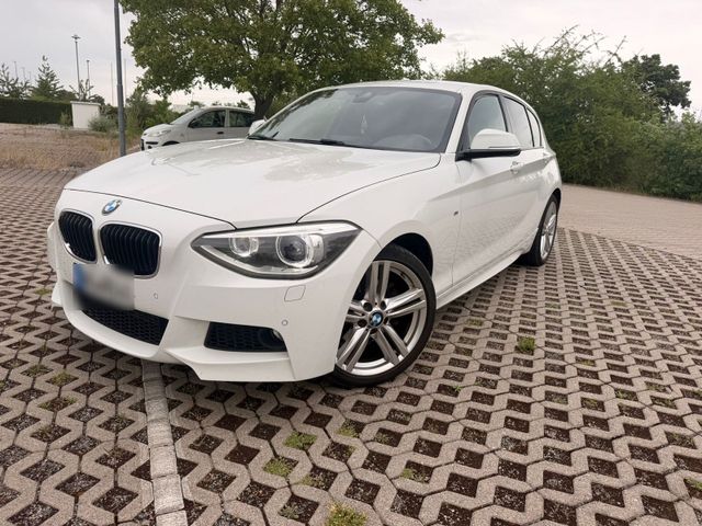 BMW BMW 120d M Paket Sportautomatik Gepflegt