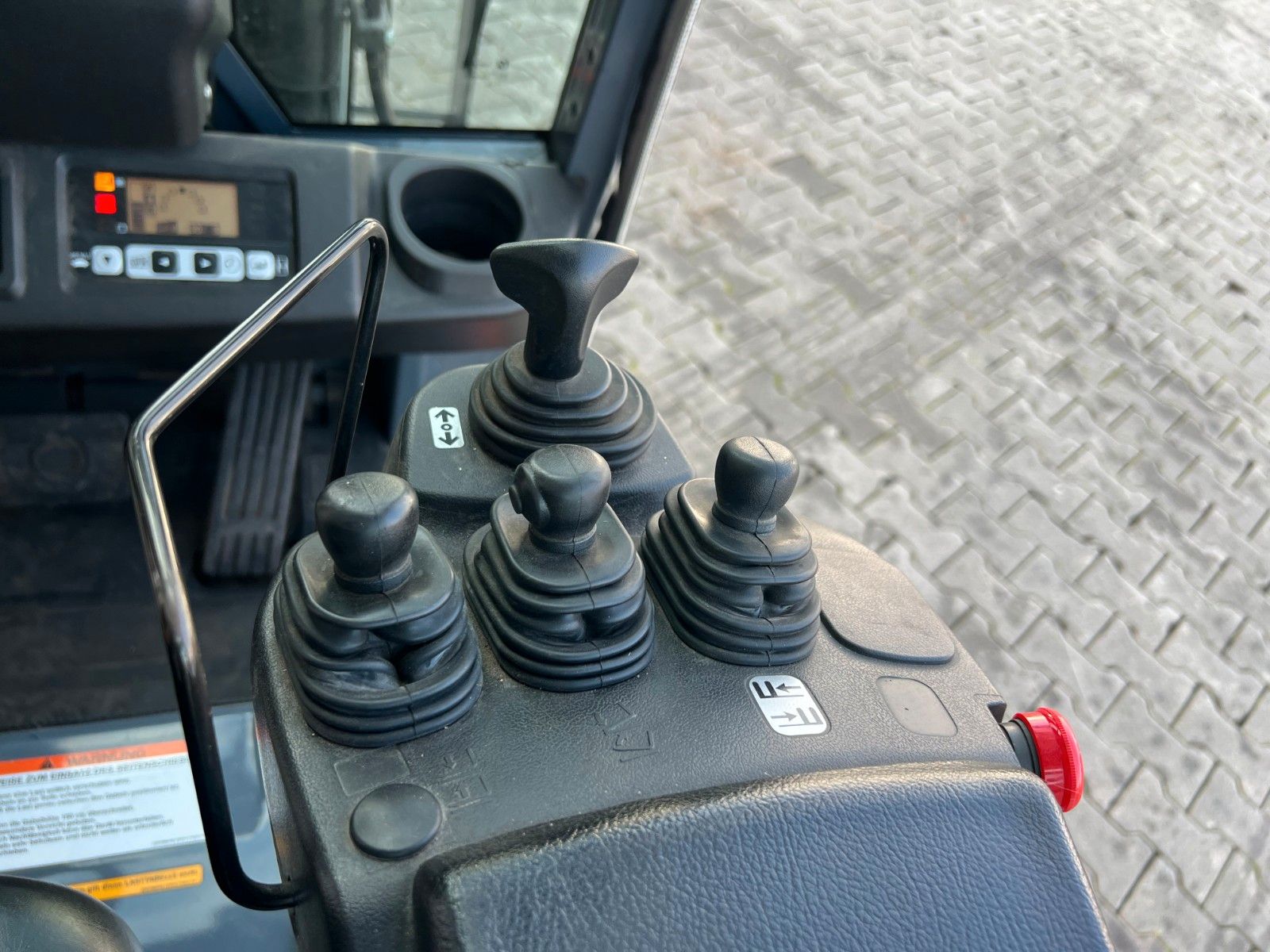 Fahrzeugabbildung Toyota 8FBET15 / Triplex: 4.30m / nur 1.187h! / SS