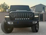 Jeep Wrangler 2.0 T-GDi Unlimited Sahara Automati... - Jeep Wrangler mit Benzin-Antrieb: Unlimited Sahara