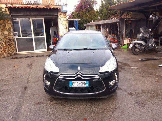 DS Automobiles Ds DS3 DS 3 1.4 HDi 70 Chic 15