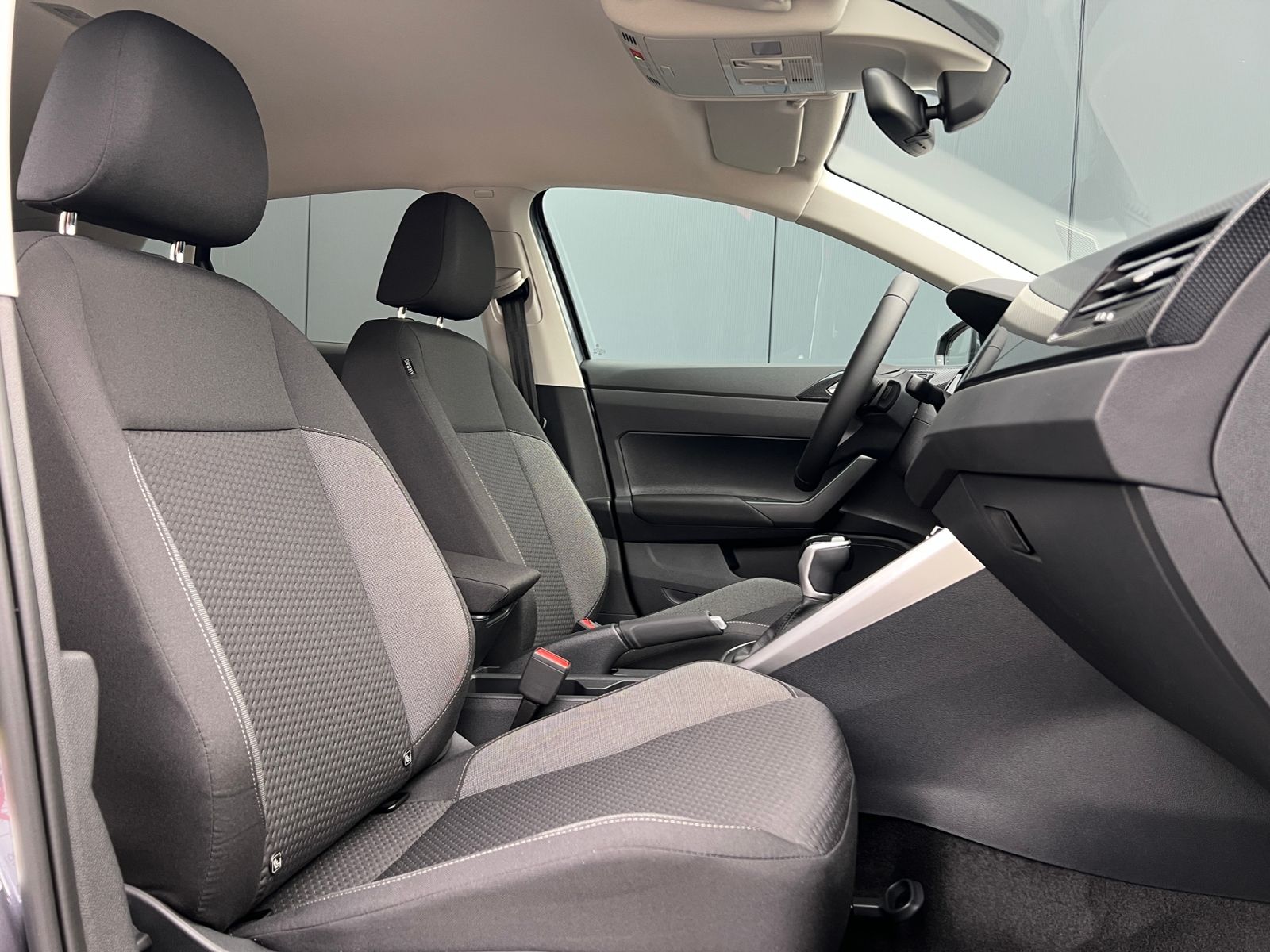 Fahrzeugabbildung Volkswagen Polo Life 1.0 TSI DSG *LED, Klima, App-Connect,