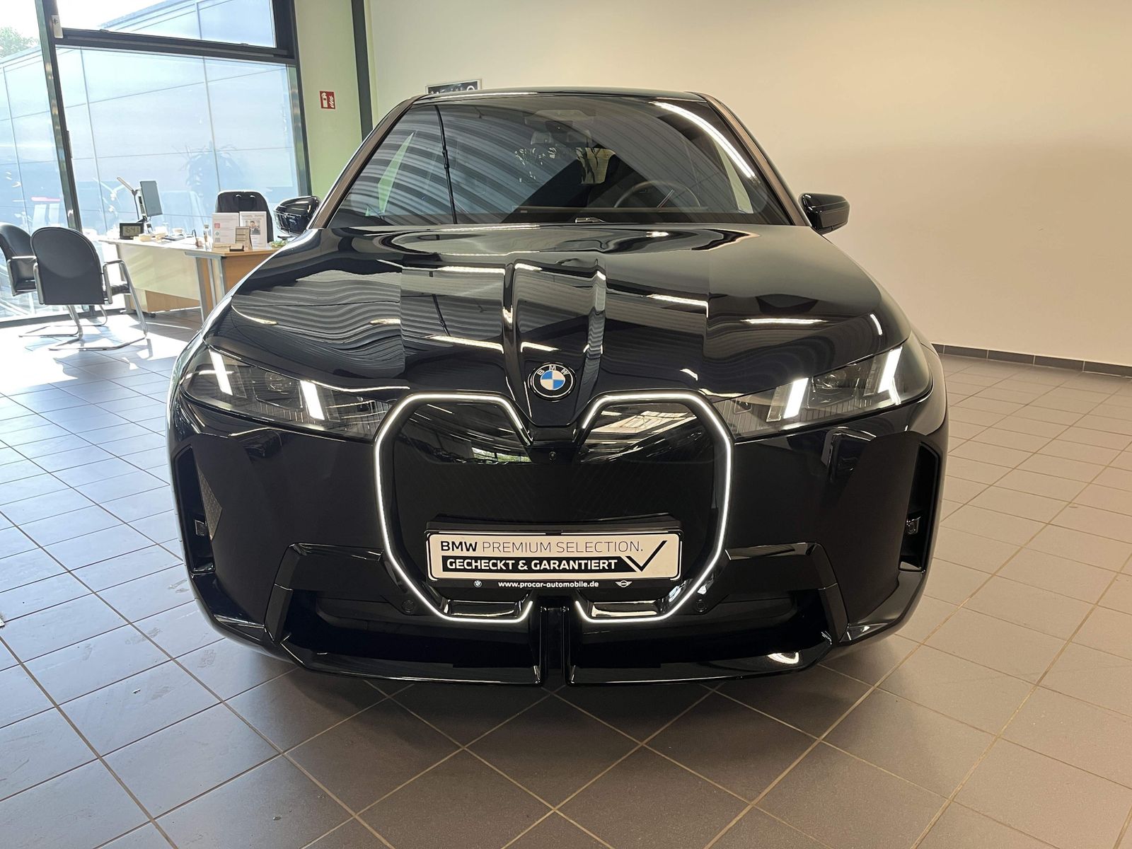 BMW iX - Bild 8