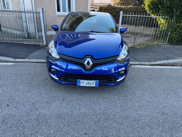 Renault Clio 1.2 75 CV 5 porte Duel