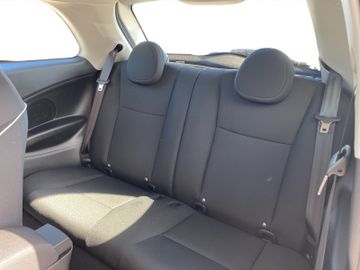 Fiat 500 Elektro Icon 42 kWh +360+Kam.+SHZ+LM++SpurH+