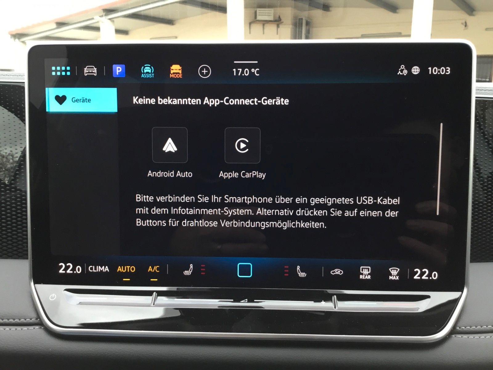 Fahrzeugabbildung Volkswagen Tiguan 1.5 eTSI DSG Life+AHK+LEDPlus+18"+Navi