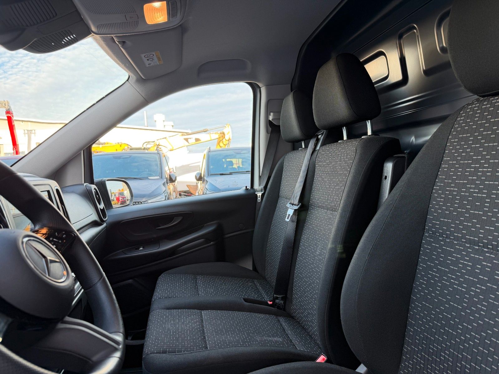 Fahrzeugabbildung Mercedes-Benz Vito 116 CDI 9G Klima Kamera MULTIBEAM