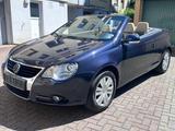 Volkswagen Eos 2.0 FSI Individual Chrom Individual Chrom - Volkswagen Eos Individual mit Benzin-Antrieb