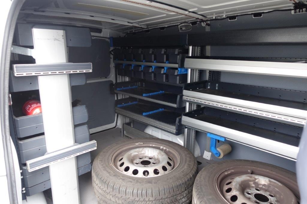 Fahrzeugabbildung Mercedes-Benz Vito 114 CDI Kasten Lang Werkstattausbau