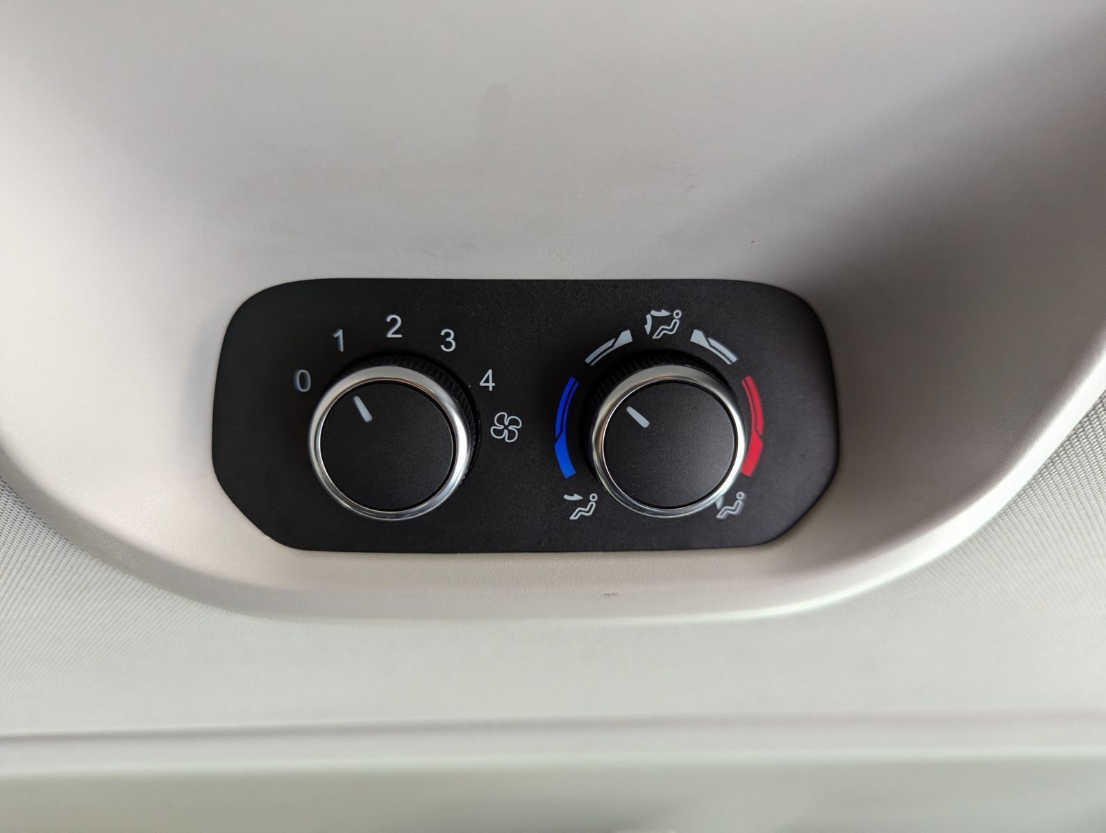 FORD Tourneo Custom 320 L2 Aut. Titanium 9-Sitze Cam - Image 23
