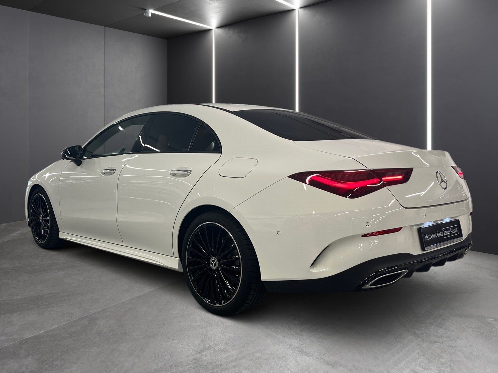 Fahrzeugabbildung Mercedes-Benz CLA 200 AMG*Pano*Distronic*Totwinkel*Night*360°*