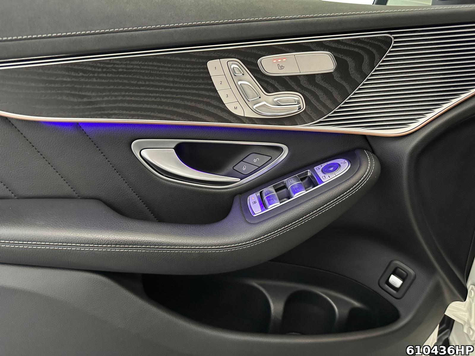 Mercedes-Benz EQC 400 4M AMG Line Burmester Distronic Head-up