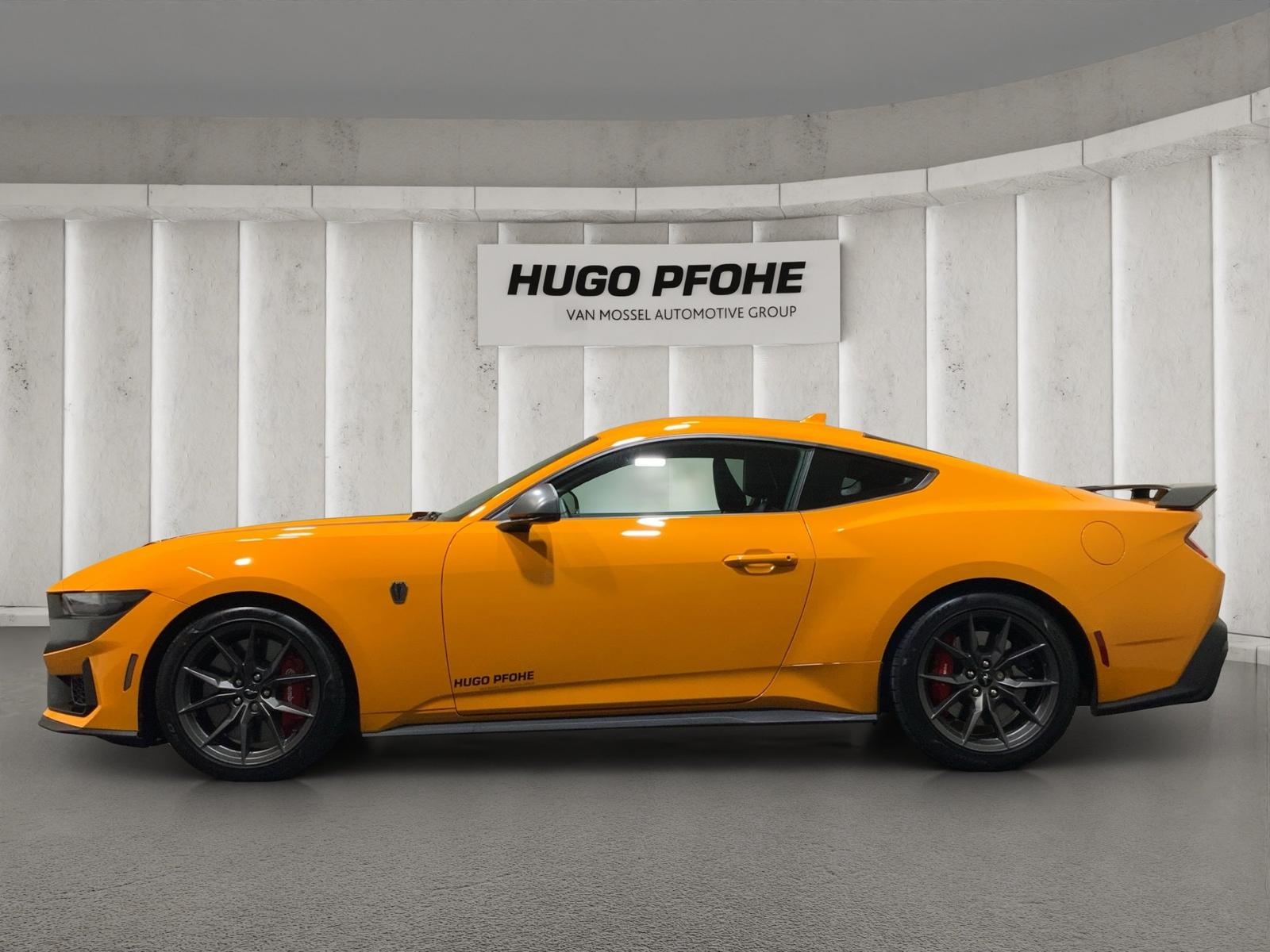 Ford Mustang Dark Horse Fastback V8 5.0 l Ti-VCT V8