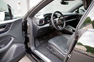 Porsche Macan 4*21"MacanDesign,ACC,PANO,BOSE,Head-Up*