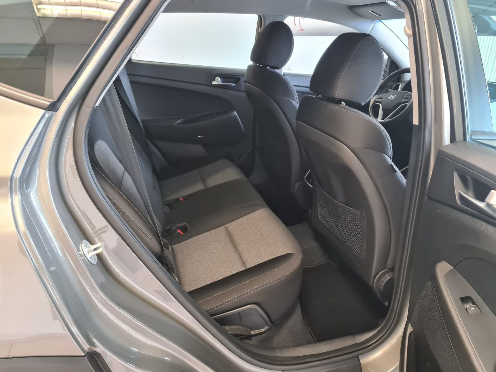 Fahrzeugabbildung Hyundai Tucson Trend 2WD / LED / KRELL / DAB / KAMERA