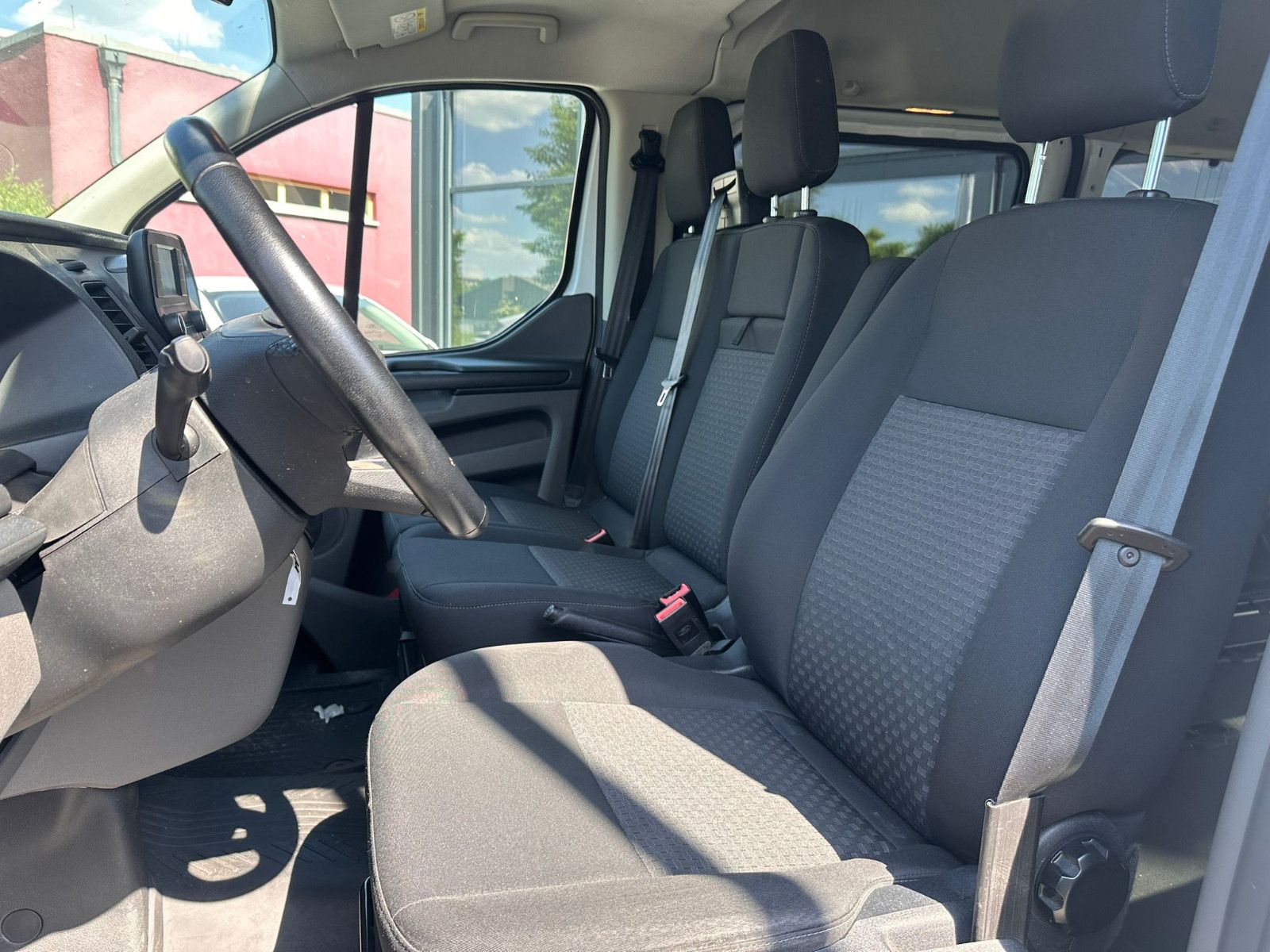 Fahrzeugabbildung Ford Ford Transit Custom 320 L2H2 Trend*TEMPO*SH*AHK*