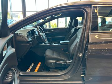 MYAUTOCENTER – Gebraucht- und Jahreswagen mit Werkstattservice in Pfaffenhofen Opel Insignia B Sports Tourer Elegance *TÜV*LED*Navi*