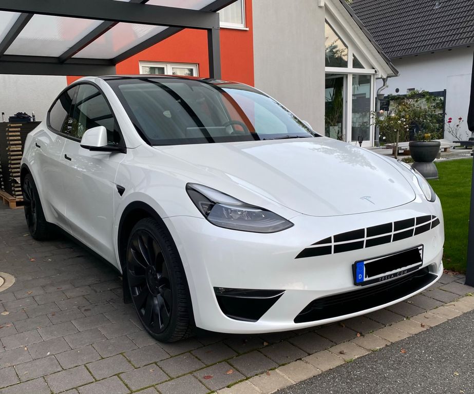 Image of Tesla Model Y