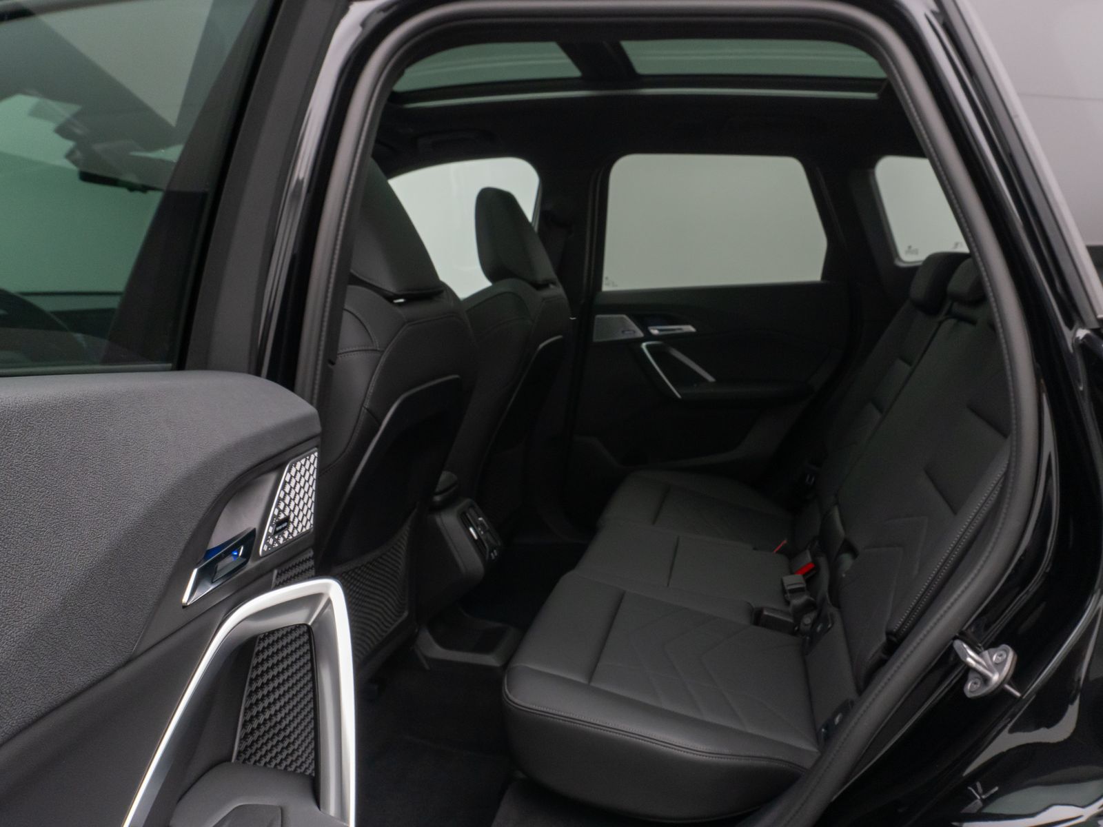 Fahrzeugabbildung BMW X1 xD23d M Sport Panorama Kamera DAB H/K Komfort