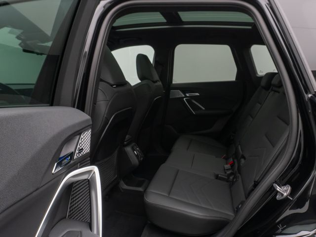 Foto Nummer 25: BMW X1