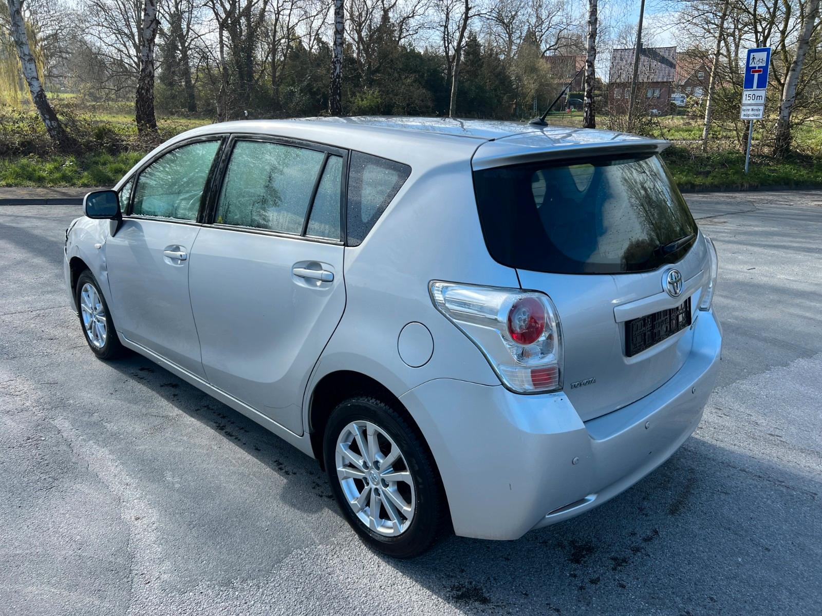 Toyota Verso Life 1.8  7-Sitze / Panorama