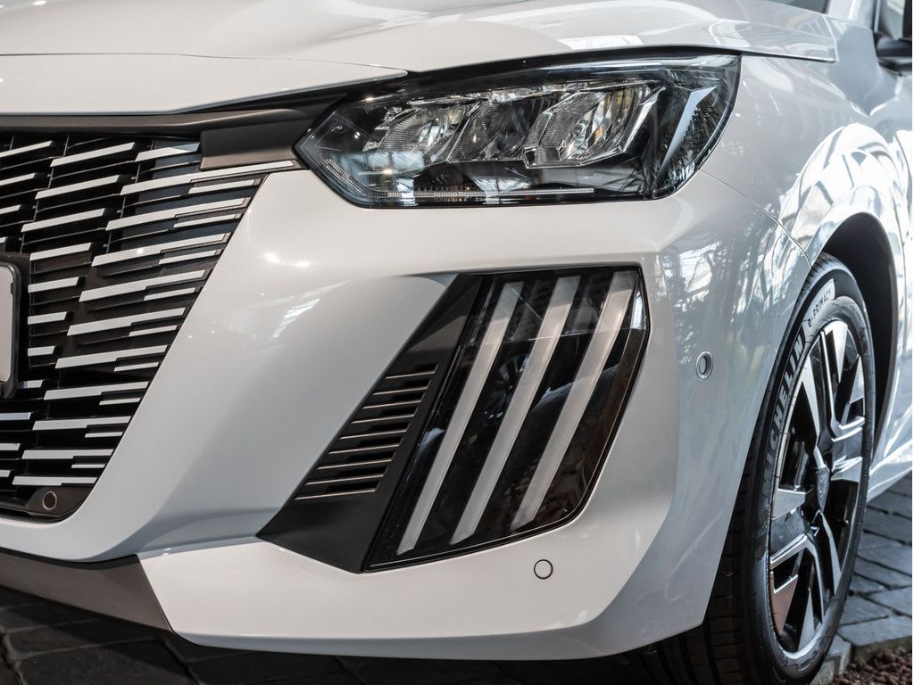 Peugeot 208 - Bild 24
