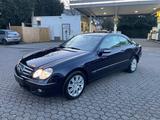 Mercedes-Benz Mercedes Clk 200 Elegance 1.Hand 47000km S... - Mercedes-Benz CLK 200 in Köln