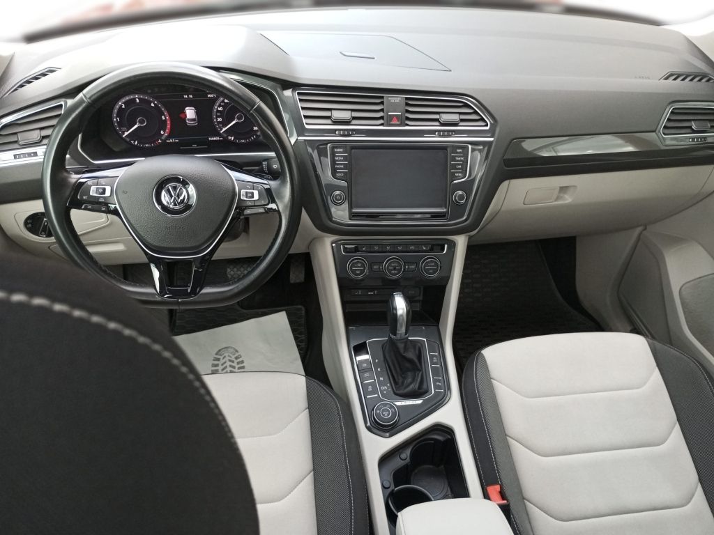Fahrzeugabbildung Volkswagen Tiguan 2.0 TDI SCR 4Motion DSG Highline AHK