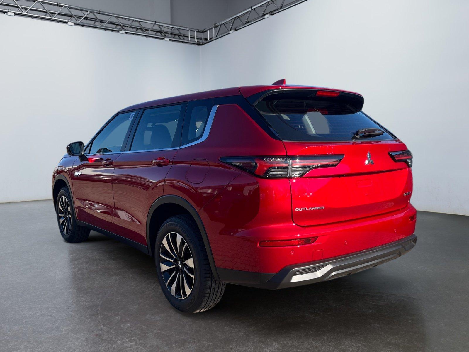 Mitsubishi Outlander Basis 2.4 PHEV S-AWC ACC KAM360 LED