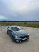 BMW 330i  - BMW 330: Limousine